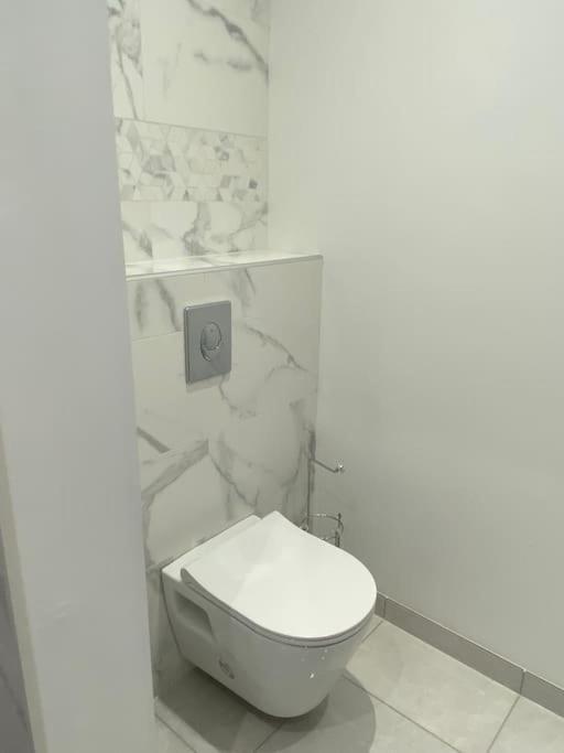 Maison Avec Jacuzzi - Louvres Proche Roissy Cdg - Paris 外观 照片